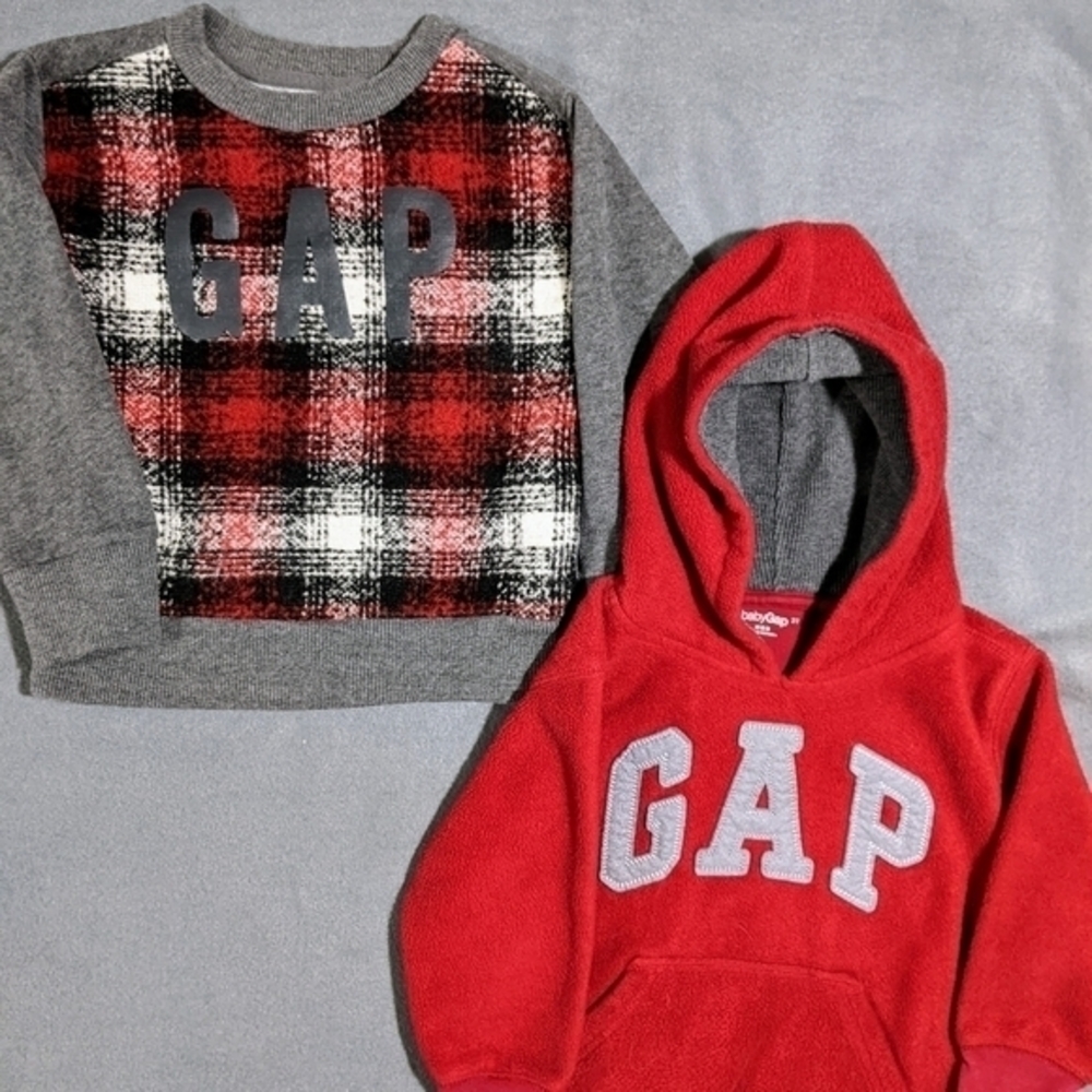 Boys Gap sweater and pullover fleece hoodie size 3t 4-5t